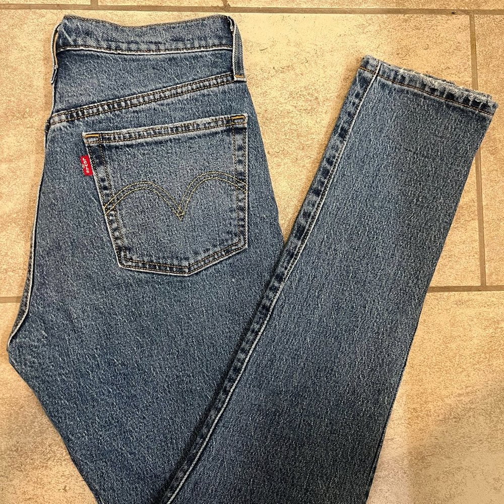 Levi's 501 Skinny Jeans 27x32